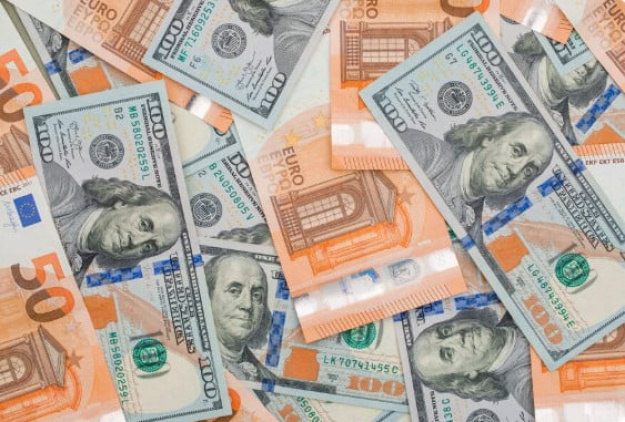 Курси євро та американського долара зросли у вівторок, 16 вересня, на міжбанківських торгах.