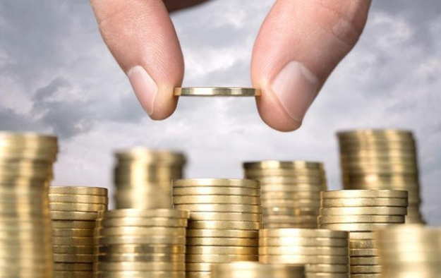 За январь — август 2025 года больше всего в Сводный бюджет Украины уплатили предприятия перерабатывающей промышленности и торговли.