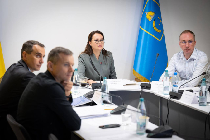 Кабинет министров принял решение о выделении 1 млрд грн субвенций на обустройство жилья для временного проживания внутриперемещенных лиц.