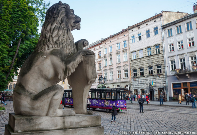 В последнее время эксперты все чаще говорят, что «львовский пузырь недвижимости» вот-вот лопнет, а цены на квартиры «посыпятся».