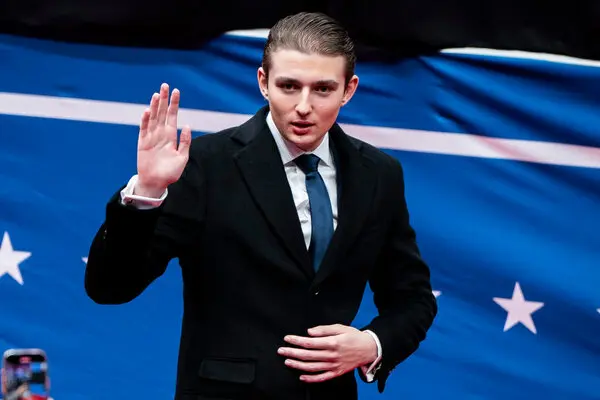 Беррона Трампа, 19-летнего сына президента США, рассматривают как кандидата на руководящую должность в компании TikTok.