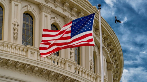 Влада США отримала контроль над приблизно 127 271 біткоїном вартістю близько $15 млрд, що стало найбільшим вилученням активів в історії Міністерства юстиції.