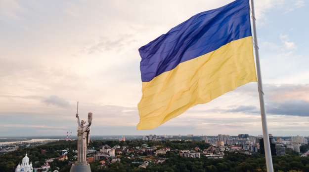 Війна на виснаження може тривати ще роками, але як звичайні українці, так і посадовці часто очікують її швидкого завершення.