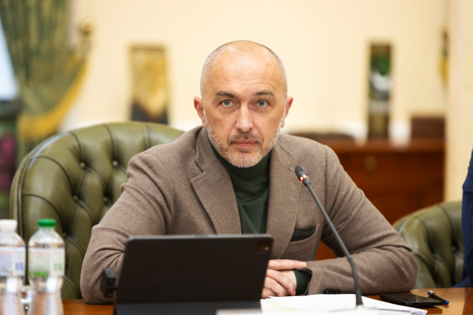 Вопрос дальнейшей валютно-курсовой политики и возможной девальвации гривни находится в полной ответственности Национального банка.