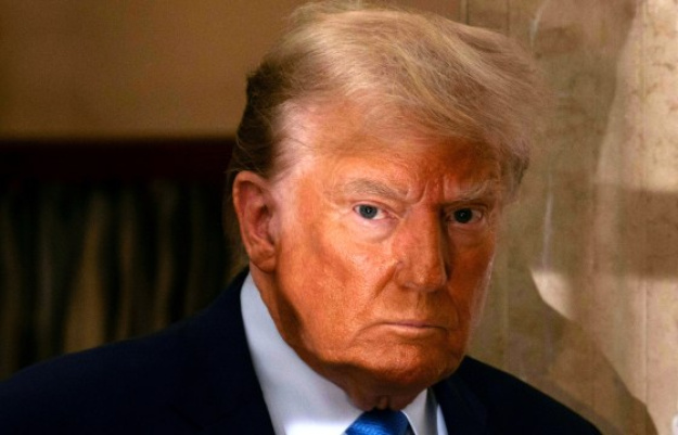 Рішення президента США Дональда Трампа запровадити прямі санкції проти російських нафтових гігантів «Роснєфть» та «Лукойл» стало результатом його вичерпаного терпіння щодо Володимира Путіна та війни в Україні.