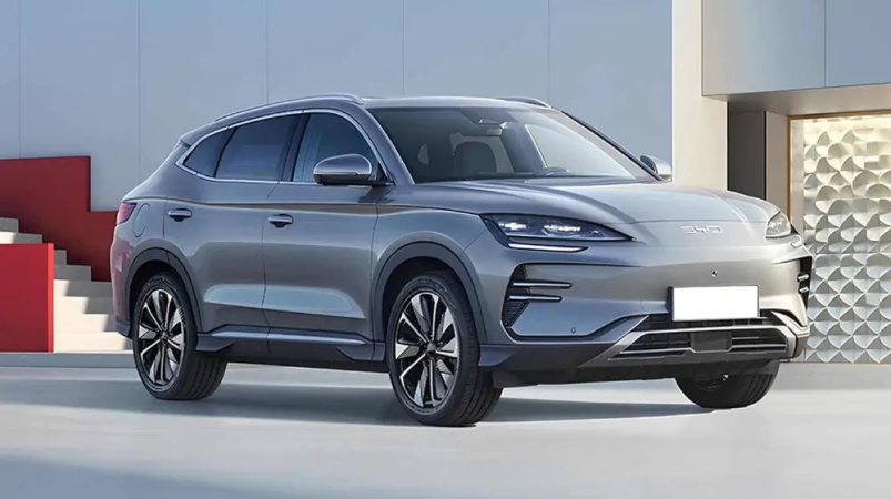 В прошлом месяце украинцы приобрели рекордное, за последние 13 месяцев, количество новых легковых автомобилей — 7,8 тыс.