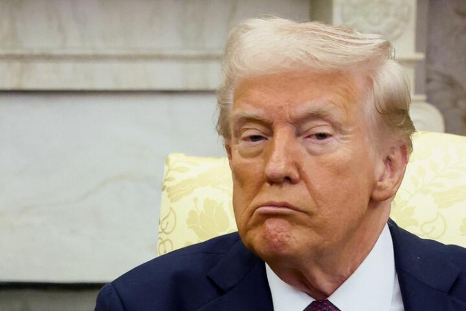 Президент США Дональд Трамп приобрел не менее $82 млн в корпоративных и муниципальных облигациях в период с конца августа по начало октября.