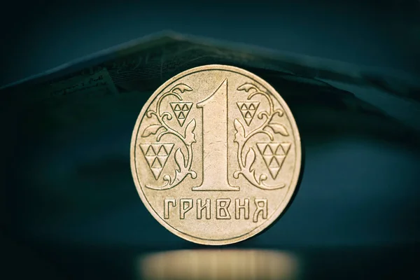 По итогам 11 месяцев 2025 года на глобальных рынках больше укрепились к доллару США не национальные валюты, а драгоценные металлы.