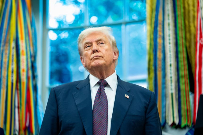 Президент США Дональд Трамп вызвал волну возмущения, помиловав Дэвида Джентиле, бывшего генерального директора инвестиционной компании GPB Capital.