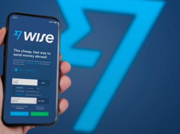 Платежная система Wise сообщила о начале блокировки карт пользователей из России и Беларуси.