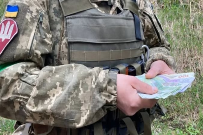 МВФ предлагает обязать ФОПов по упрощенке платить НДС при доходе более 1 млн грн.