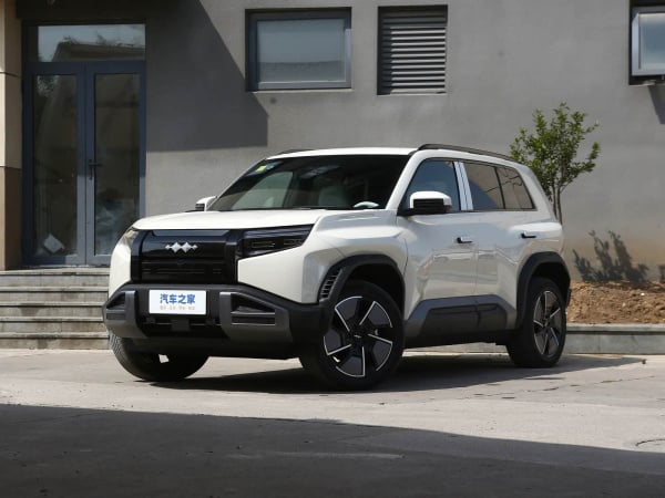 У минулому місяці український автопарк поповнили понад 11 тис.