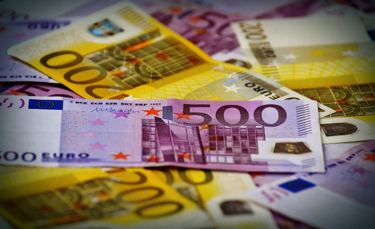 Єврокомісія пропонує $90 млрд бюджетної підтримки Україні на 2026-2027 роки в рамках «репараційного кредиту»