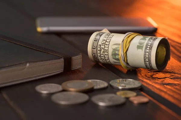 Ставка на доллар: почему банки Украины увеличивают вложения в долговые активы других стран