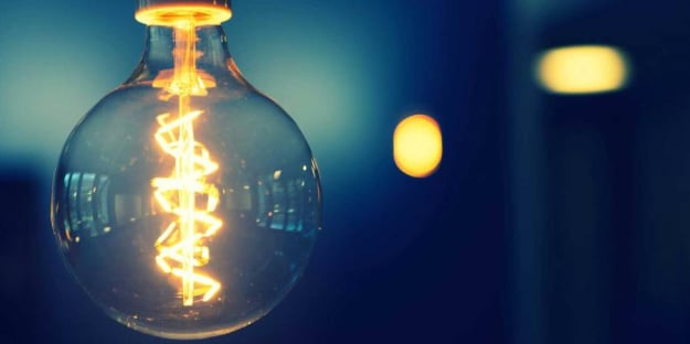 У ДТЕК пояснили, чому рахунки українців за світло не зменшуються навіть із відключеннями