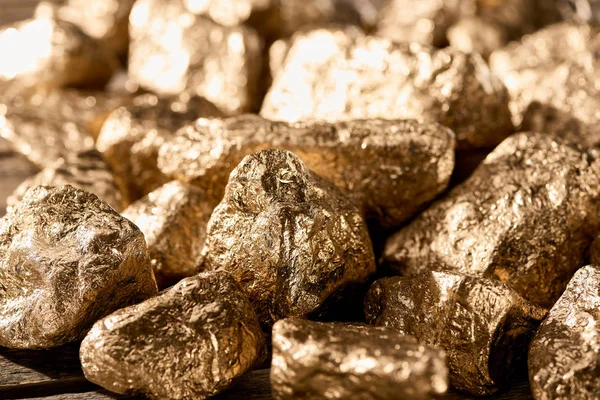 Цены на золото впервые в истории превысили $4 500 за унцию