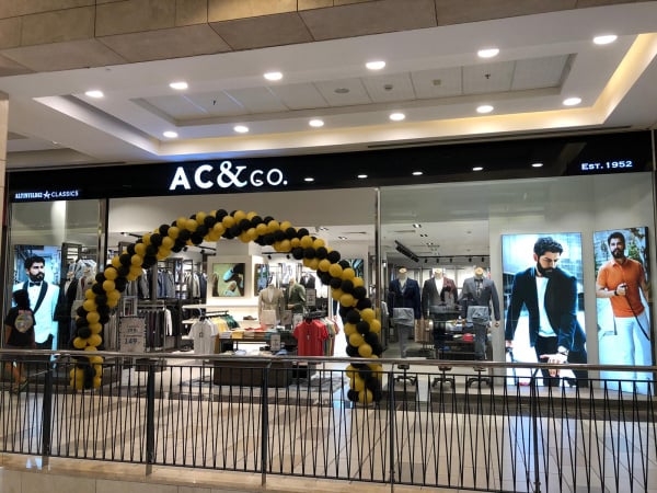 Іноземні бренди стали набагато рідше приходити на російський ринок і частіше йти з росії, підбила підсумки в 2025 консалтингова компанія IBC Realty.