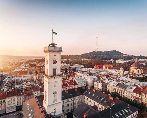 За 11 месяцев этого года поступления туристического сбора выросли на 35,4% или на 88,4 млн грн по сравнению с соответствующим периодом прошлого года.