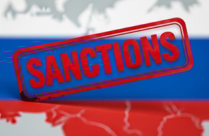 Євросоюз знижує граничну ціну на російську нафту