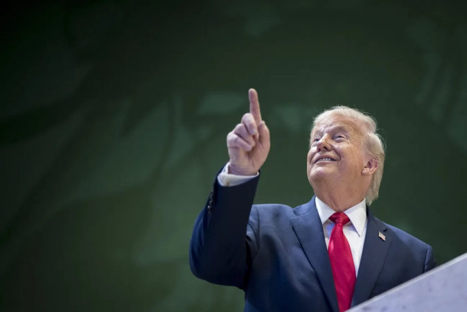 Президент США Дональд Трамп оголосив про збільшення мит США на низку товарів із Південної Кореї до 25%.