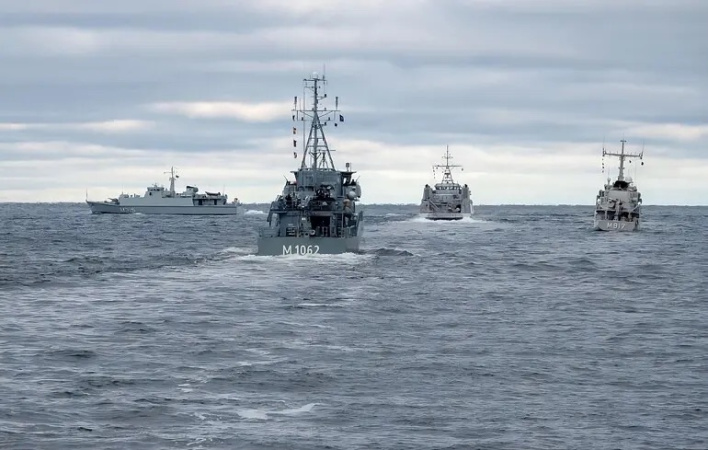 Для суден російського тіньового флоту 14 європейських держав закривають Балтійське море: відтепер танкери, які змінюють прапори чи не мають відповідних документів, вважатимуться такими, які не мають державної належності.