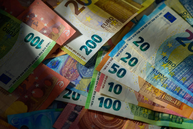 Разрыв в доходах: где в Европе платят больше всего и как изменились минимальные зарплаты в 2026 году