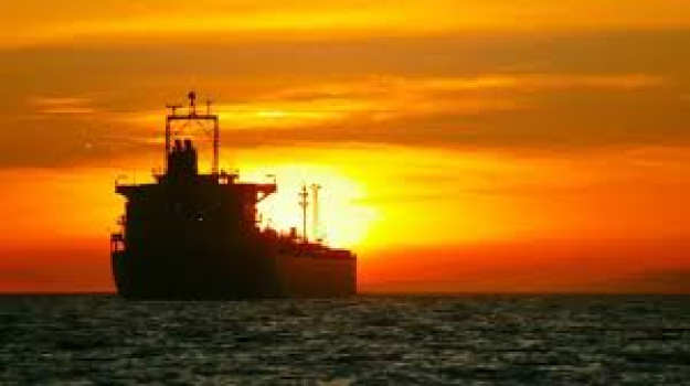 Поки Кремль продовжує розігрувати міф про готовність воювати «вічно», Захід тихо перейшов до іншої логіки — не гучних заяв, а холодної, практичної дії.