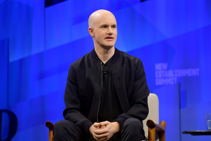 CEO Coinbase вылетел из списка 500 самых богатых людей мира
