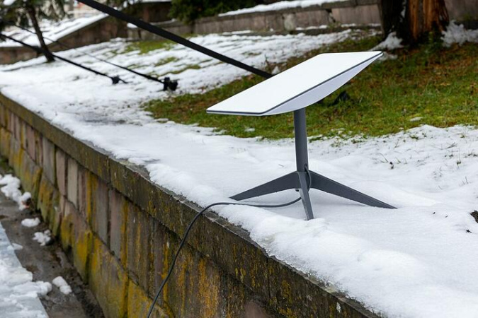 Starlink в «белом списке»: Минцифры упрощает верификацию через Новую почту и Укрпочту