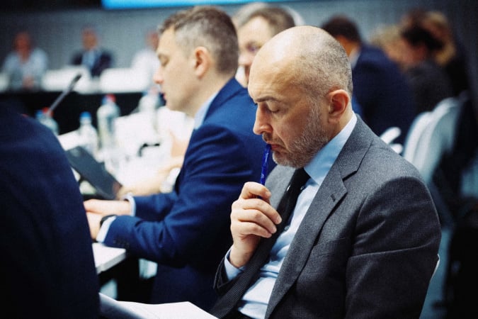 Після тривалого періоду посилення контролю та жорстких вимог до фінансового сектору, у Європейському Союзі намітився зворотний тренд — спрощення банківського регулювання.