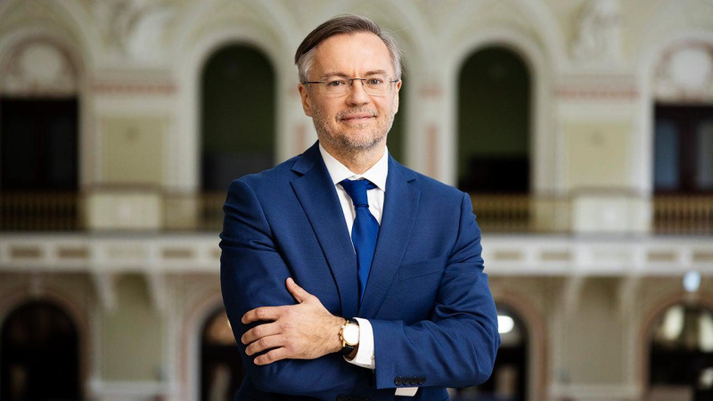 Директором Департаменту міжнародного співробітництва Національного банку України з 18 лютого 2026 року призначено Андрія Буквича.