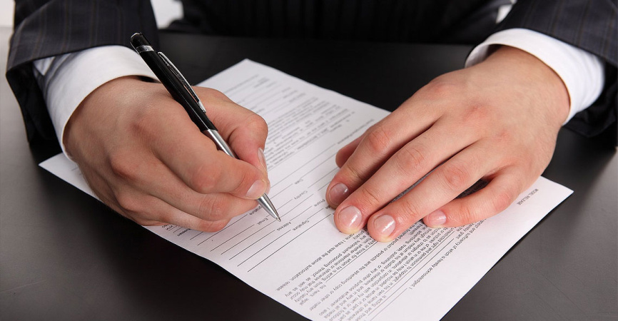 Физические лица-предприниматели, которые в течение года сменяют группу единого налога, часто ошибочно считают, что при переходе на другую группу их лимит дохода обнуляется и они могут заполнить новый лимит с нуля.