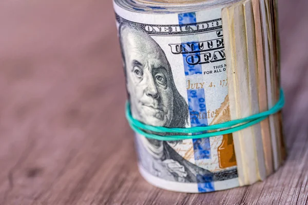 Доллар растет: инвесторы реагируют на угрозу энергетического кризиса