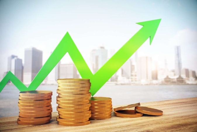 Годовая инфляция в Соединенных Штатах в марте подскочила до 3,3%, что значительно превышает февральский показатель в 2,4%, но соответствует ожиданиям экономистов.