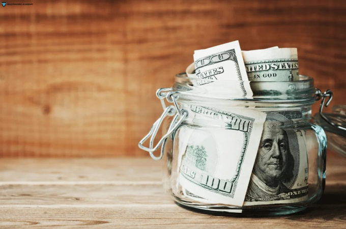 Названо країни, де населення відкладає найбільшу частку доходів