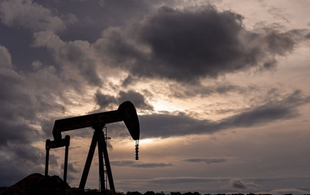 Цены на нефть резко упали, а мировые фондовые и долговые рынки выросли после заявления Ирана об открытии Ормузского пролива для судоходства в условиях перемирия, сообщает Reuters.► Читайте страницу «Минфина» в фейсбуке: главные финансовые новостиОткрытие на время перемирияМинистр иностранных дел Ирана Аббас Аракчи заявил, что проход для всех коммерческих судов через пролив полностью открыт на период действия перемирия, согласованного в рамках договоренностей по Ливану.