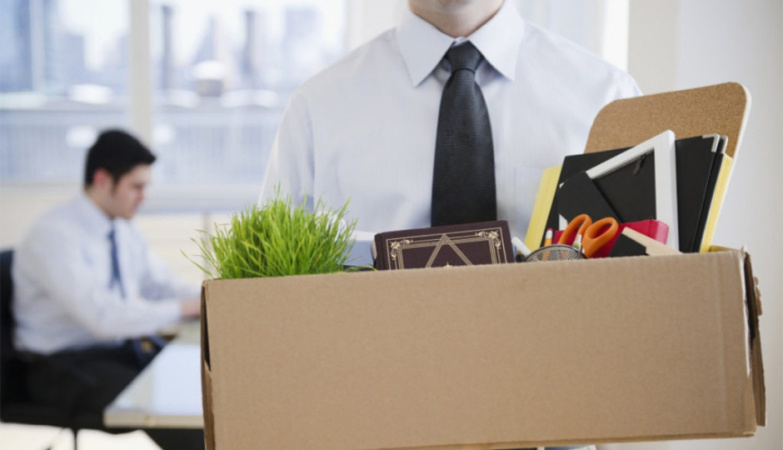 Увольнения в технологической сфере все чаще происходят среди нескольких гигантских компаний.