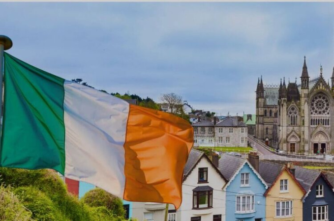 Правительство Ирландии намерено предложить украинцам «щедрый» пакет помощи для возвращения на родину, поскольку планирует расторгнуть контракты на размещение иностранных беженцев на своей территории.