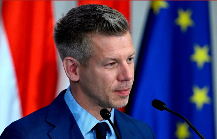 Президент України та майбутній очільник угорського уряду Петер Мадяр готові обговорити питання повернення конфіскованої іноземної валюти та банківського золота, які належали державному «Ощадбанку».