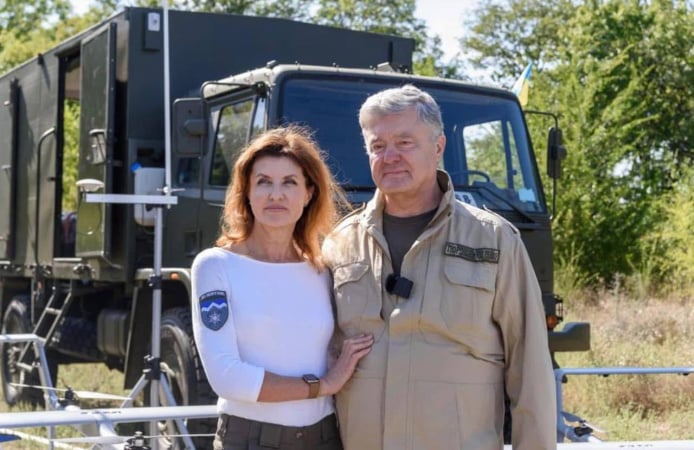 Супруги Порошенко разделили между собой имущество на 17 миллиардов