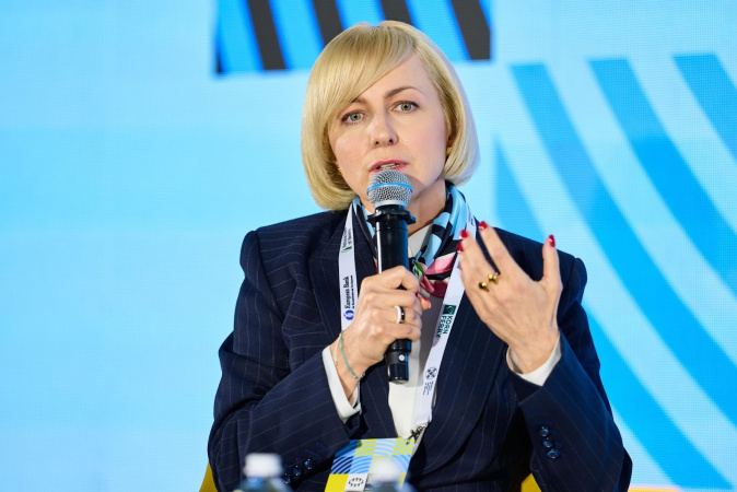 Приватбанк на основе анализа клиентского опыта обновил подходы к верификации, чтобы они были безбарьерными и учитывали потребности людей с инвалидностью.