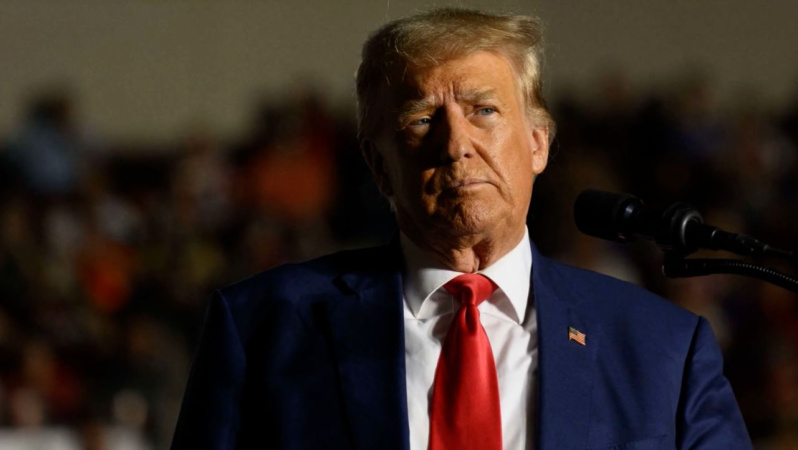 У березні президент США Дональд Трамп придбав боргові цінні папери на загальну суму щонайменше 51 мільйон доларів, диверсифікувавши свій портфель за рахунок державних активів та корпоративного сектору.