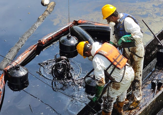 Goldman Sachs підвищив свій прогноз цін на нафту на четвертий квартал до $90 за барель для нафти марки Brent й $83 для американської нафти марки West Texas Intermediate (WTI) через зниження виробництва на Близькому Сході, пише Reuters.► Читайте сторінку «Мінфіну» у фейсбуці: головні фінансові новиниПрогноз банкірівПрогноз передбачає нормалізацію експорту з країн Перської затоки через Ормузьку протоку до кінця червня порівняно з серединою травня й повільніше відновлення видобутку в Перській затоці.