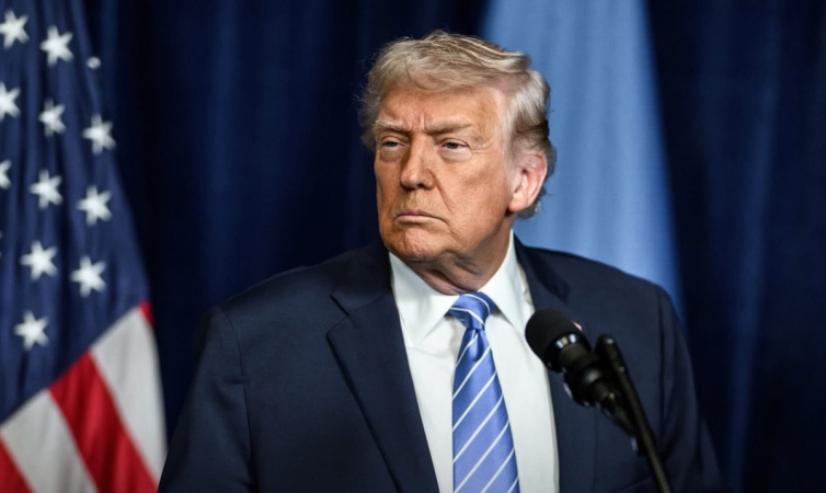 Трамп оголосив про підвищення мит на автомобілі з ЄС до 25%