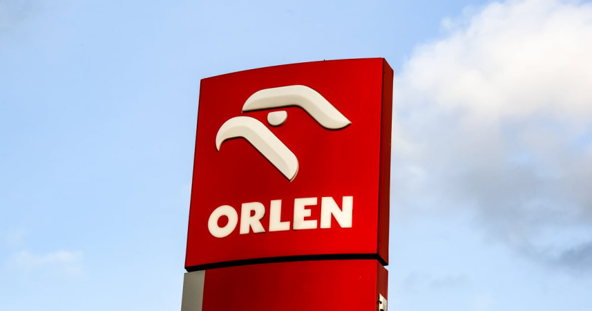 Польская нефтегазовая группа Orlen установила очередной рекорд рыночной капитализации на Варшавской фондовой бирже — более 160 млрд злотых (около $45 млрд), обогнав австралийскую Woodside Energy и поднявшись на 44-е место в мировом отраслевом рейтинге.