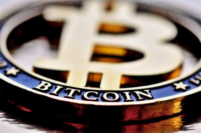 Ціна Zcash підскочила на 150% за місяць, вразливість у Bitcoin Core: що нового на крипторинку