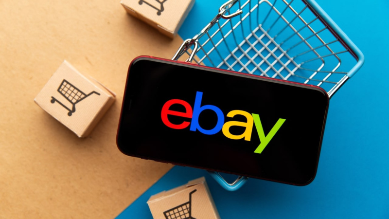 Рада директорів компанії eBay офіційно відмовилася від пропозиції генерального директора GameStop Раяна Коена щодо придбання бізнесу за 55,5 мільярда доларів.