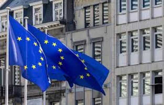 Європейська комісія визначила графік переговорів щодо членства України в ЄС і планує запропонувати відкриття першого переговорного «кластеру» вже в середині червня.