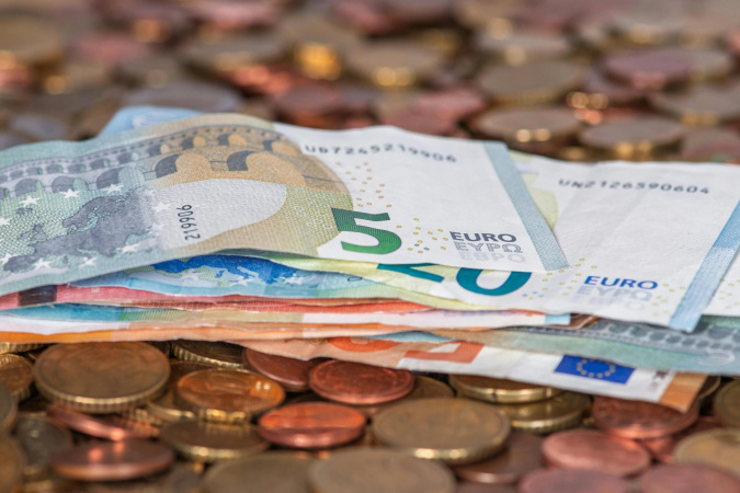 Согласно данным «Минфин», торги закрылись в диапазоне 44,3000−44,3300 грн/$.