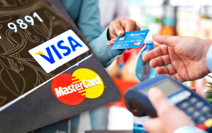 На Кубе больше не работают платежные системы Visa и Mastercard, следует из сообщения Центрального банка страны.► Читайте «Минфин» в Instagram: главные новости об инвестициях и финансахЧто известноОграничения связаны с политикой США по экономическому давлению на «остров свободы».